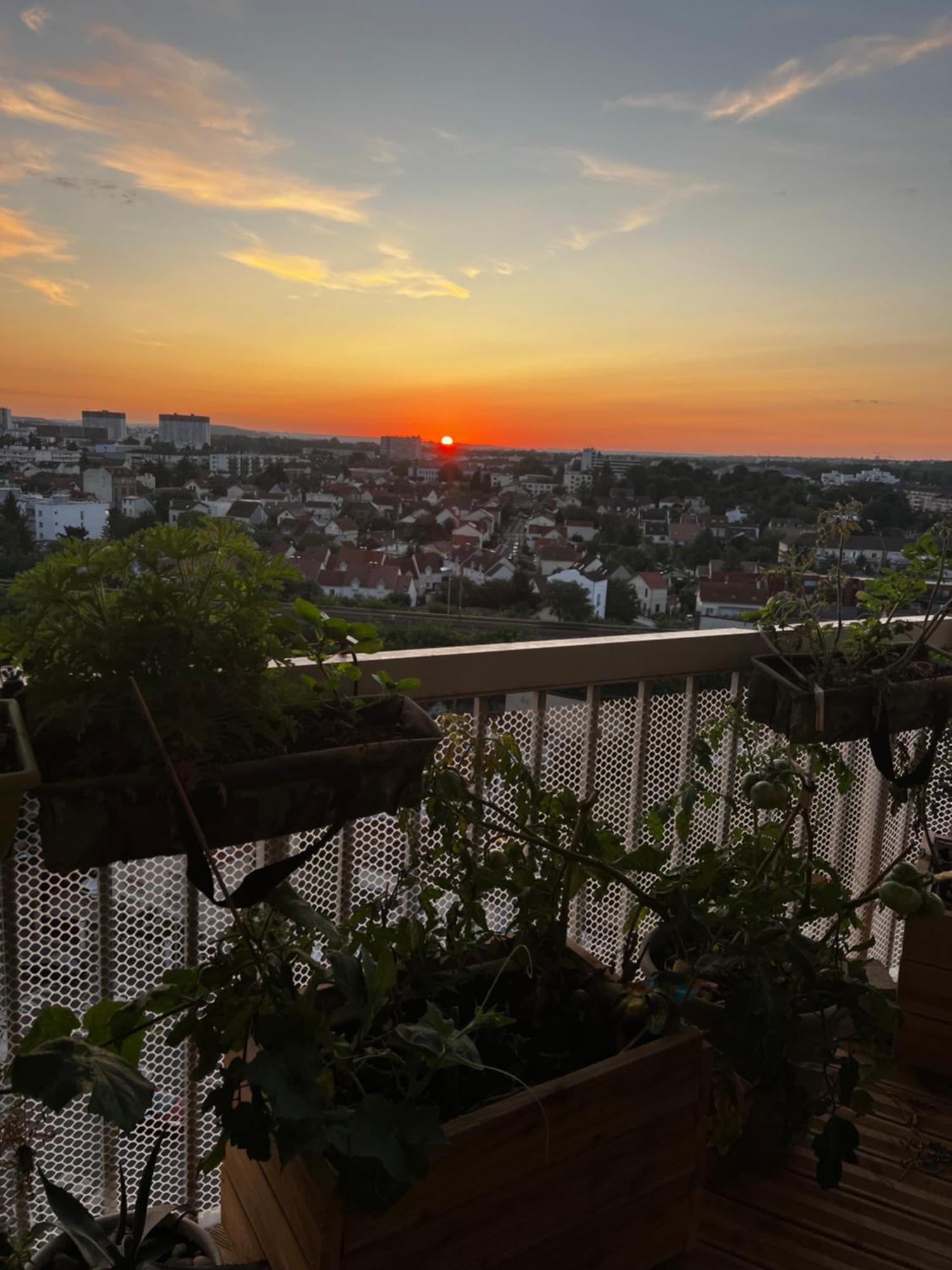 Chambre Artistique En Colocation Entre Disneyland Et Paris Neuilly-sur-Marne Exterior foto
